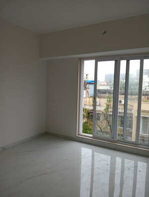 Bedroom in 2 BHK Apartment at New Saket Apartment, Santacruz West – for Sale