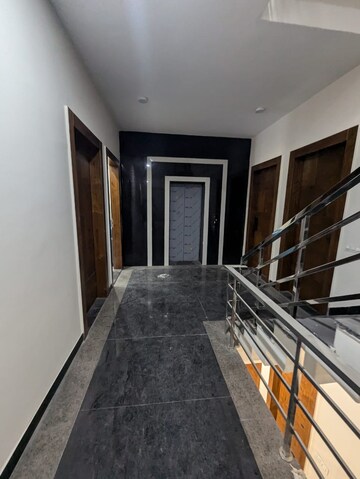  4 BHK Builder Floor at Ansal Sushant Lok I, Sector 43 – for Rent