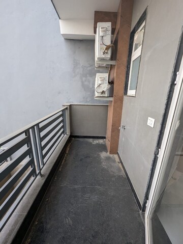 Balcony in 4 BHK Builder Floor at Ansal Sushant Lok I, Sector 43 – for Rent