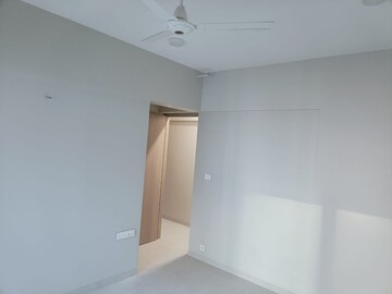 Room in 3 BHK Apartment at Happy Jade Gardens, Ghatkopar East – for Rent