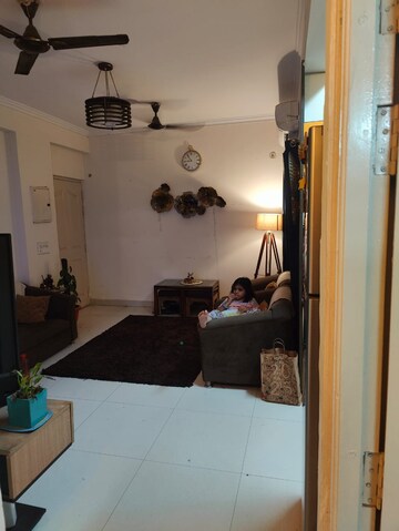 Room in 3 BHK Apartment at Maxblis White House, Sector 75 – for Rent