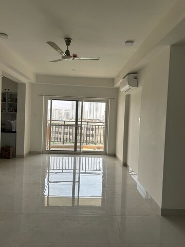 Room in 3 BHK Apartment at Poulomi Avante, Kokapet – for Rent