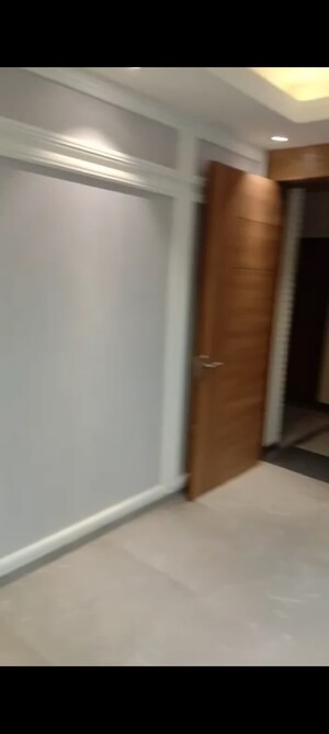 Room in 3 BHK Apartment at Tulip Yellow, Sector 69 – for Sale