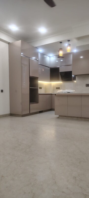  3.5 BHK Builder Floor at Ansal Sushant Lok I, Sector 43 – for Rent
