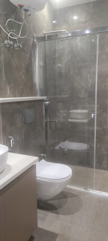 Attached Bathroom in 3.5 BHK Builder Floor at Ansal Sushant Lok I, Sector 43 – for Rent