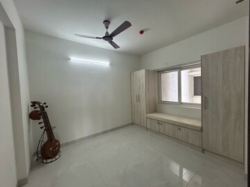 Room in 3 BHK Apartment at Poulomi Avante, Kokapet – for Rent
