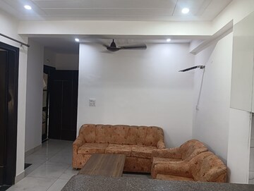 Living Room in 1 BHK Apartment at Sushant Lok 2, Sector 57 – for Rent