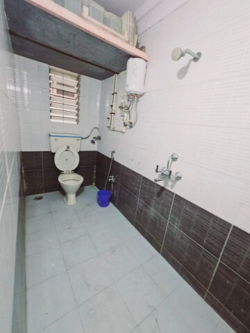 Attached Bathroom in 2 BHK Apartment at Kharghar Sector 3 – for Rent