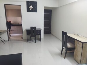 Room in 2 BHK Apartment at Regency Icon, Kharghar – for Sale