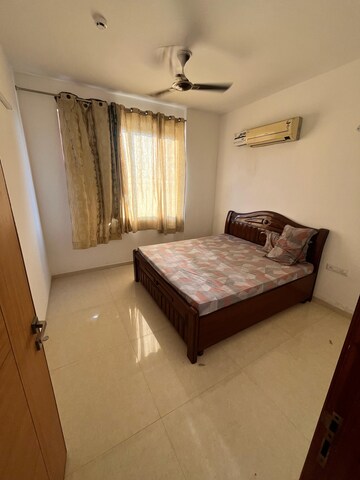 Room in 3.5 BHK Builder Floor at Omaxe New Chandigarh, North Mullanpur – for Rent