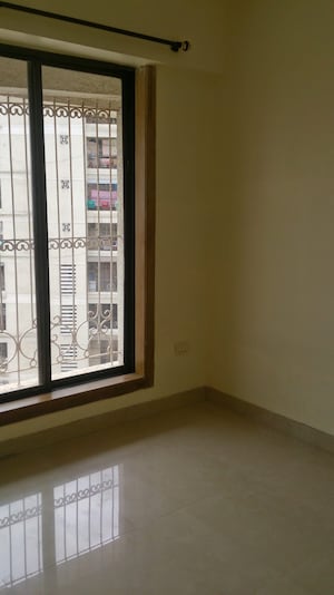 Room in 2 BHK Apartment at Siddharth Geetanjali Jewel, Kharghar – for Sale