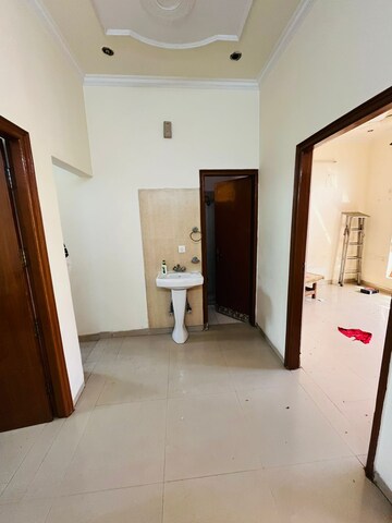 Living Room in 2 BHK Builder Floor at Sector 46 – for Rent