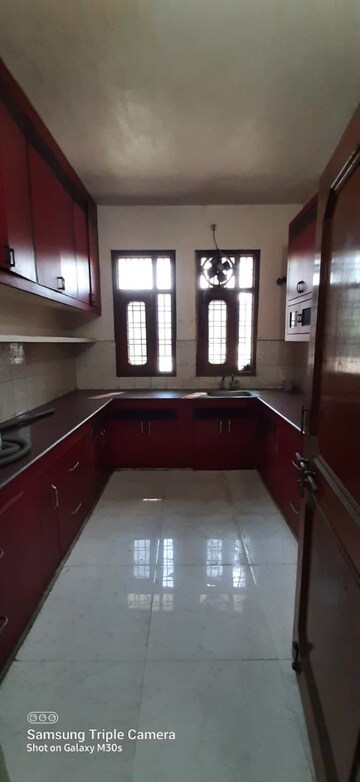 Kitchen in  Pg at Gomti Nagar – for Rent