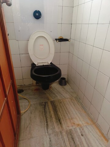 Bathroom in 1 BHK Apartment at Bandra West – for Rent
