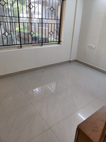 Room in 3 BHK Apartment at Puravankara Purva Vantage, Hsr Layout – for Rent
