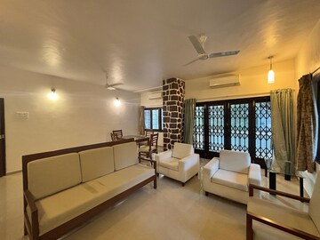 2 BHK Apartment For Rent in Bandra West