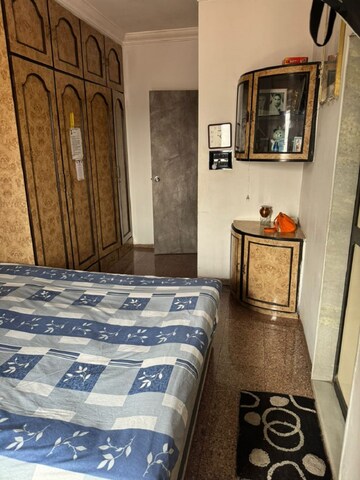 Bedroom in 2 BHK Apartment at Bandra West – for Rent