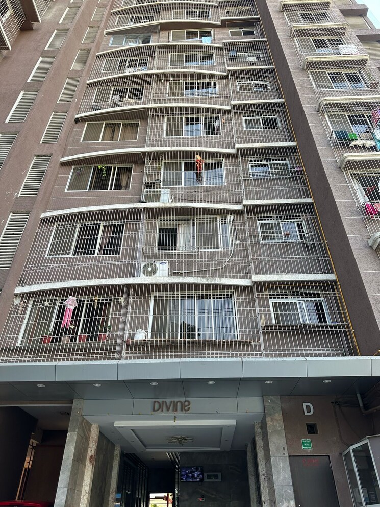 Exterior View, navnit-chs 2.5 Bedroom 690 Sq.Ft. Apartment In Andheri West Mumbai 8531776