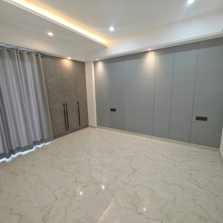 Bedroom, bptp-astaire-gardens 4 Bedroom 2022 Sq.Ft. Builder Floor In Sector 70a Gurgaon 8531890