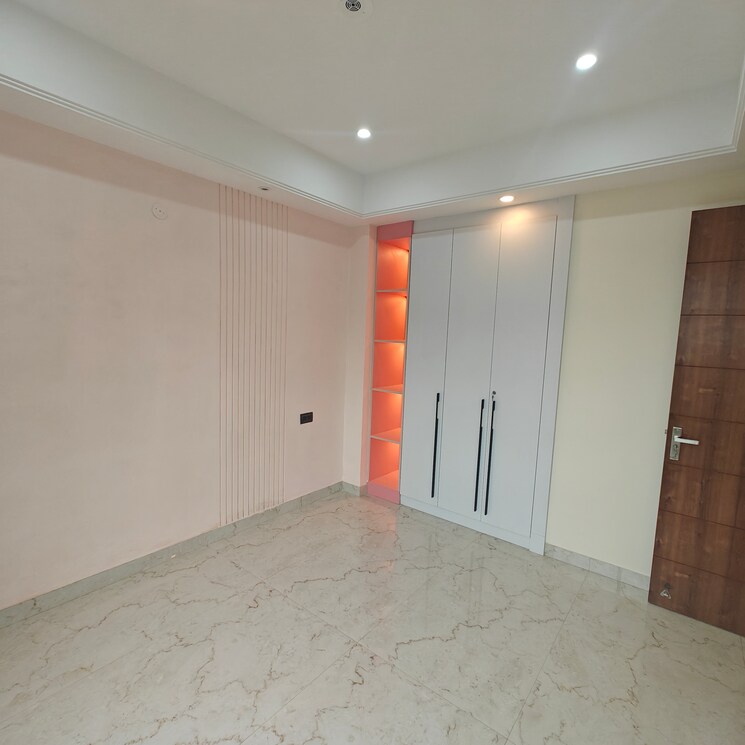 Bedroom, bptp-astaire-gardens 4 Bedroom 2022 Sq.Ft. Builder Floor In Sector 70a Gurgaon 8531890
