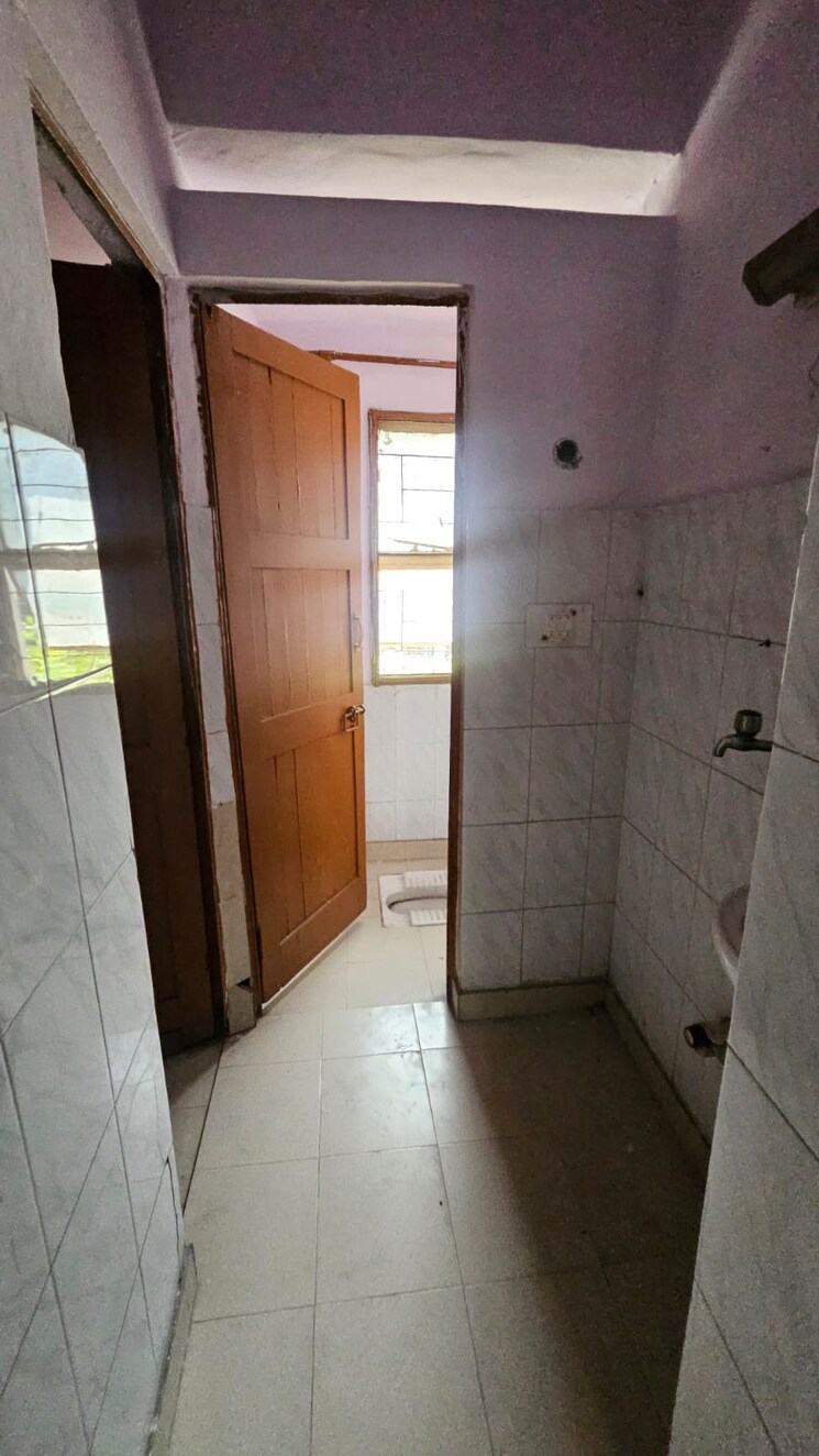 Bathroom, govindpuri 2 Bedroom 400 Sq.Ft. Builder Floor In Govindpuri Delhi 8531889