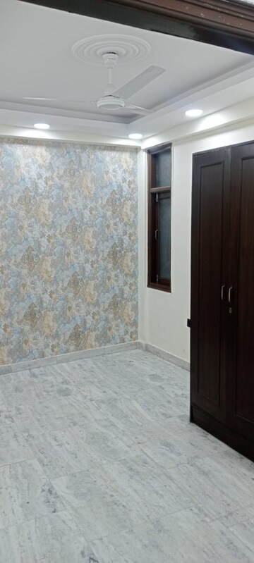 Bedroom in 2 BHK Builder Floor at Govindpuri – for Sale