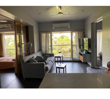 Living Room in 2 BHK Apartment at Andheri West – for Rent