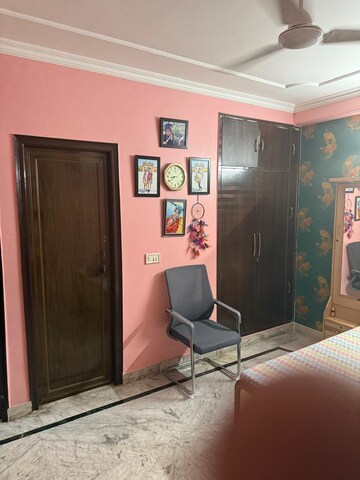 Bedroom in 3 BHK Builder Floor at Mehrauli – for Sale