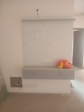 3 BHK Apartment For Rent in Mahagun Mywoods, Sector 16c Greater Noida