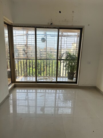 Bedroom in 2 BHK Apartment at Andheri West – for Rent