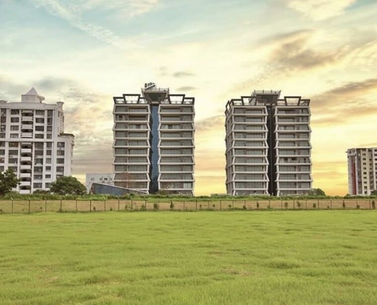 Exterior View, vesu 5 Bedroom 5700 Sq.Ft. Apartment In Vesu Surat 8532034