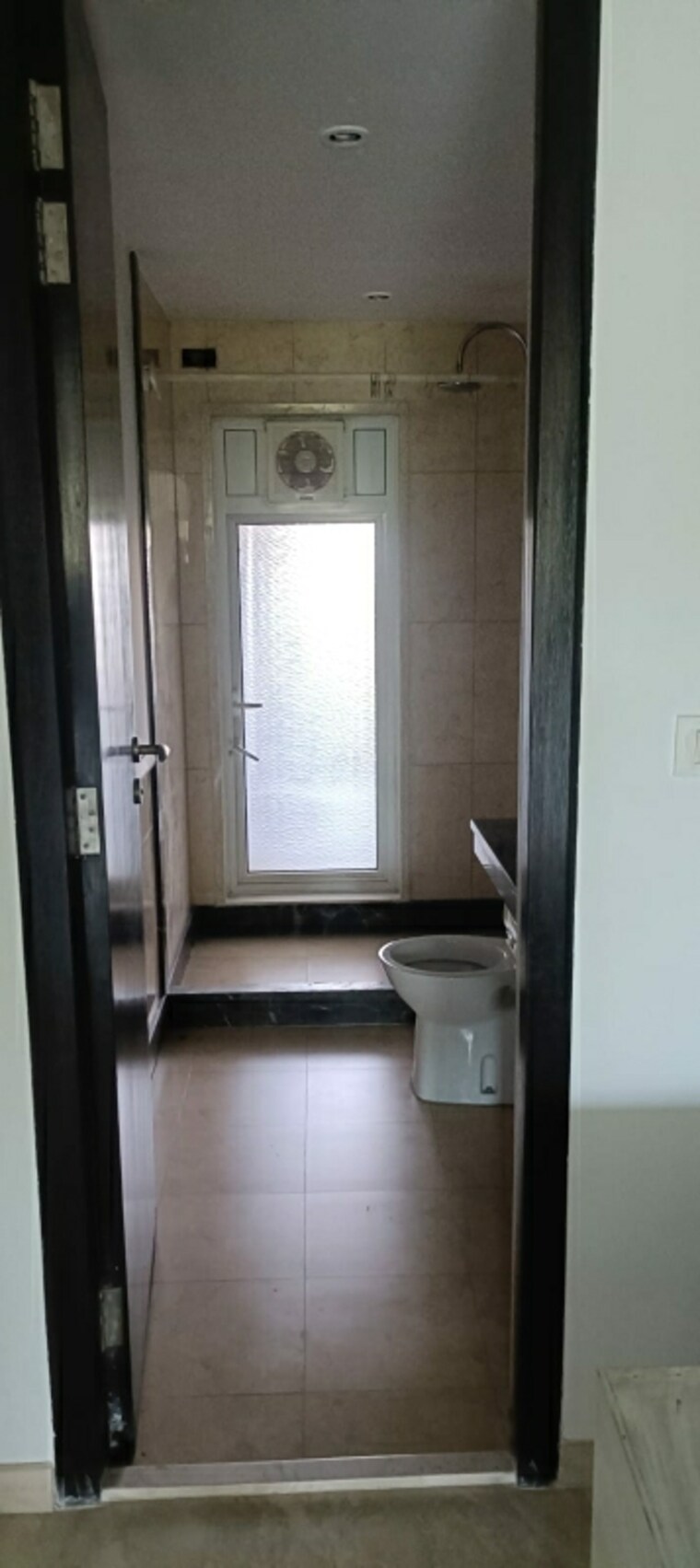 Bathroom, hiranandani-gardens-evita 5 Bedroom 4850 Sq.Ft. Apartment In Powai Mumbai 8532039