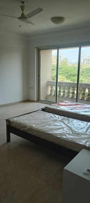 Bedroom in 5 BHK Apartment at Hiranandani Gardens Evita, Powai – for Sale