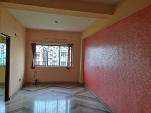 Room in 3 BHK Apartment at Tiljala – for Sale