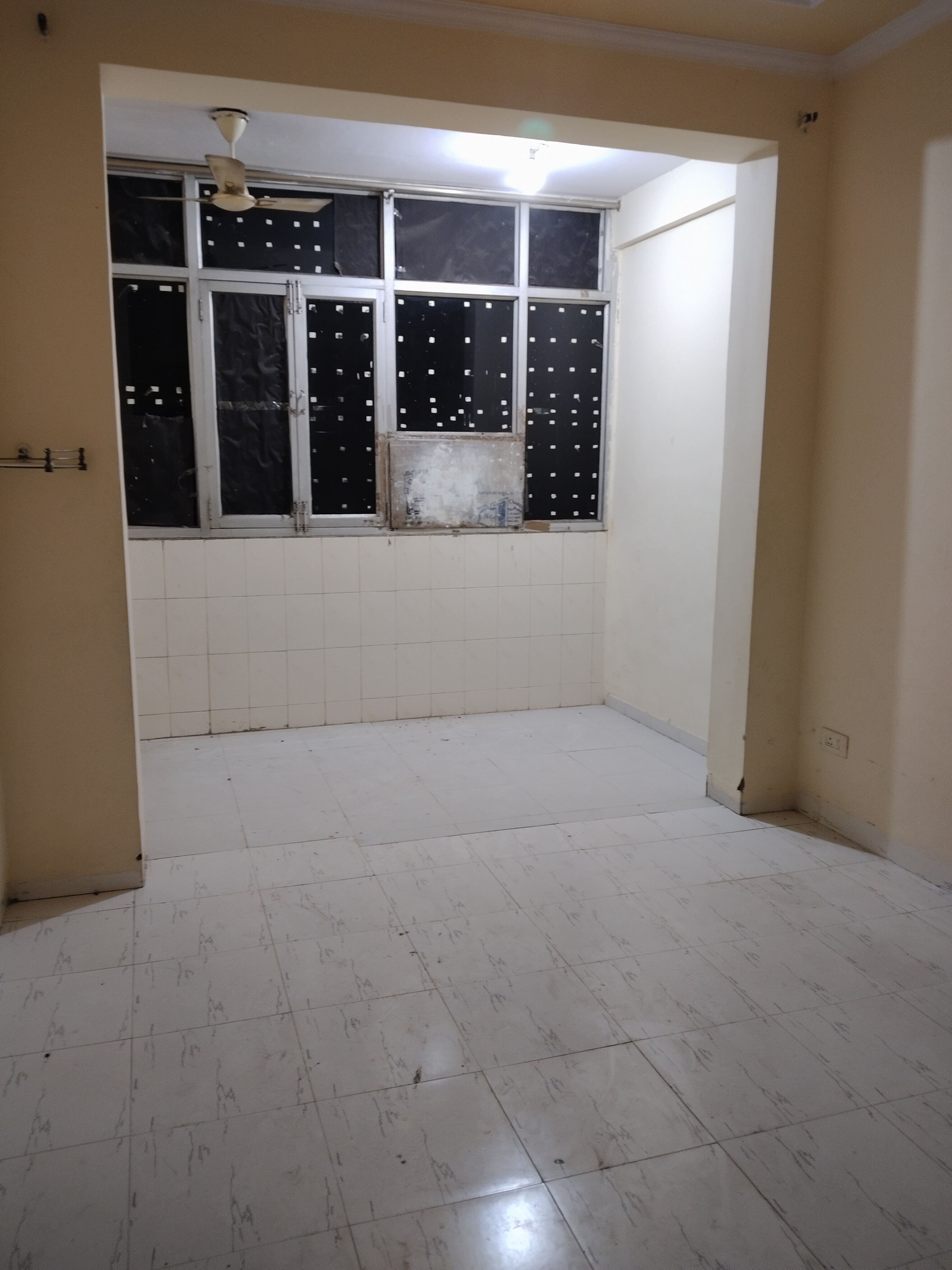 2 BHK Apartment For Rent in Sector 46 Faridabad