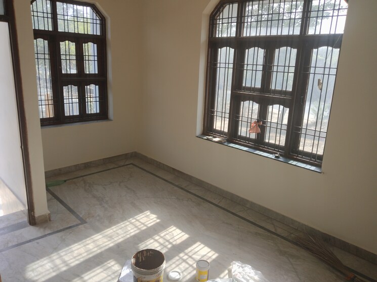 Room, sector 46 2 Bedroom 108 Sq.Yd. Independent House In Sector 46 Faridabad 8532082