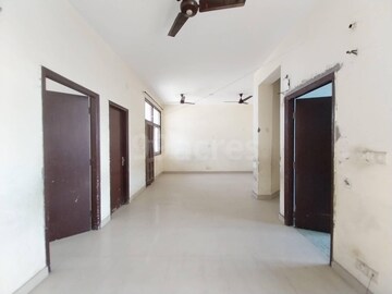 2.5 BHK Apartment For Rent in Sector 21c