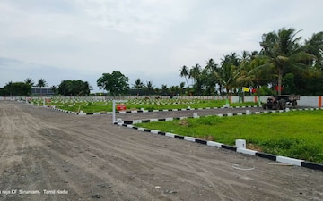 Plot For Sale in Redhills