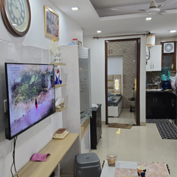 Living Room in 2 BHK Builder Floor at Malviya Nagar – for Rent