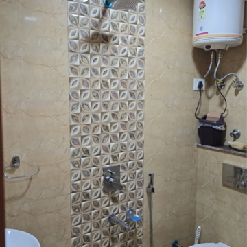 Bathroom in 2 BHK Builder Floor at Malviya Nagar – for Rent