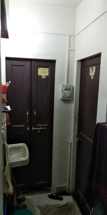 Bathroom in 1 BHK Apartment at Balaji Nagar – for Rent
