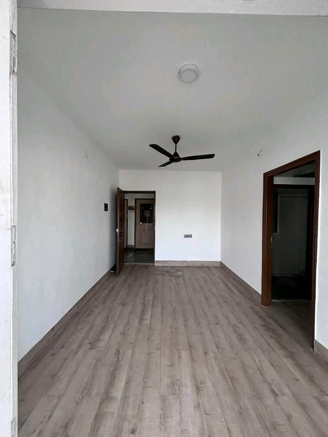 1 BHK + Pooja Room,Study Room Apartment For Sale in Mukti Vaibhav CHS