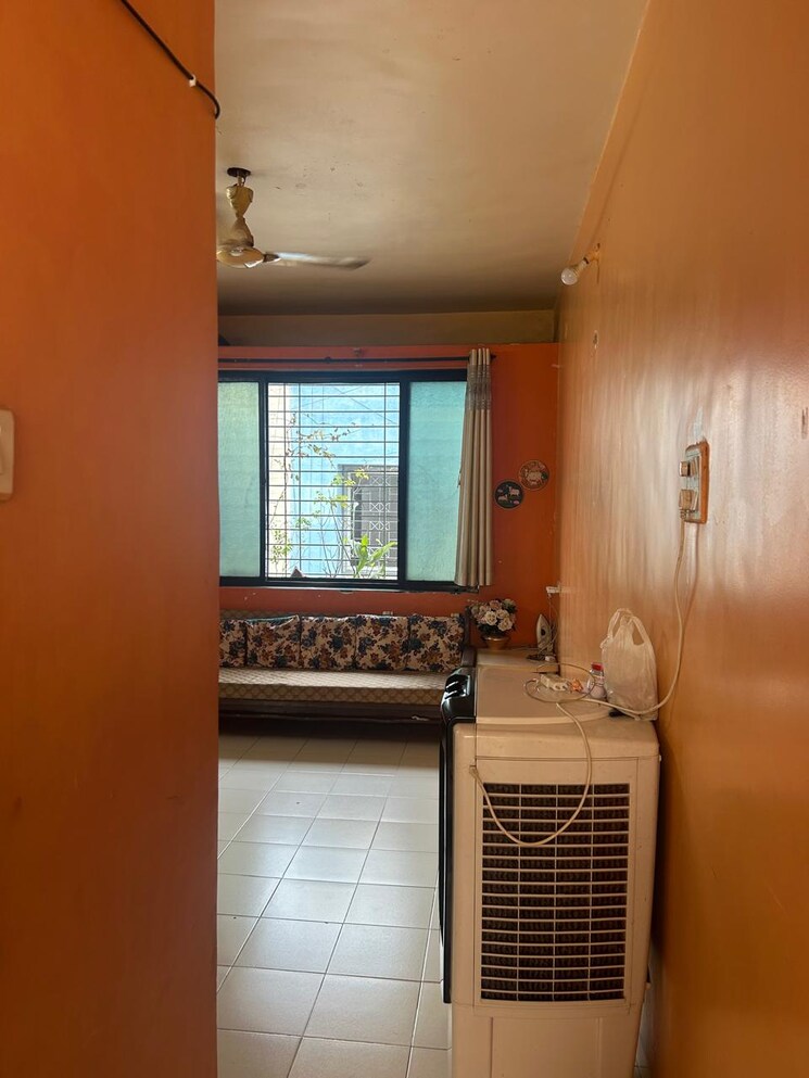 Living Room, surana-poonam-garden 1 Bedroom 527 Sq.Ft. Apartment In Bibwewadi Pune 8532284