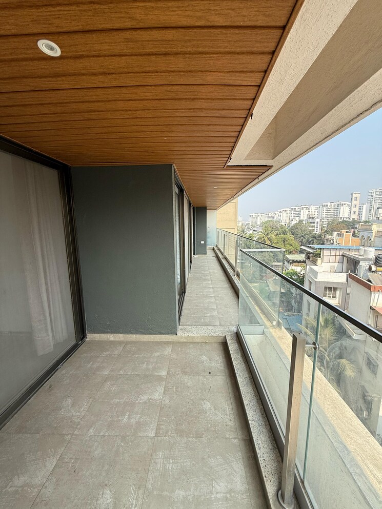 Balcony, solitaire-premier-tower 2 Bedroom 888 Sq.Ft. Apartment In Bibwewadi Pune 8532300