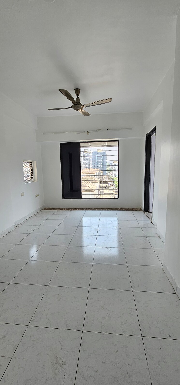 Room, gagan-vihar 2 Bedroom 1000 Sq.Ft. Apartment In Market Yard Pune 8532307