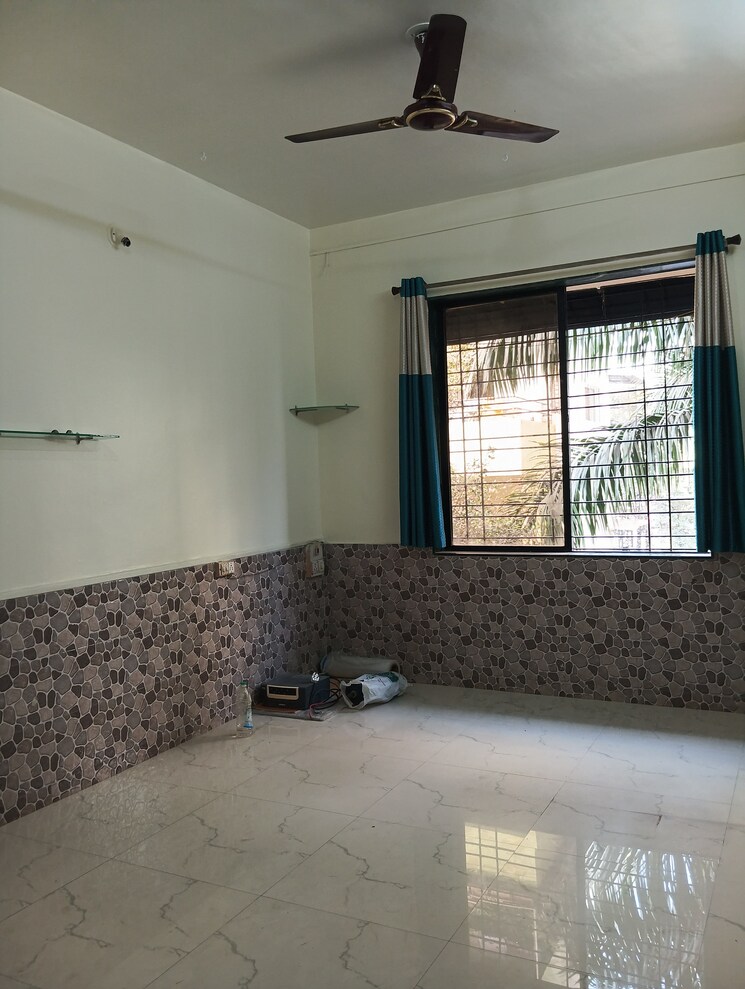 Room, manik-moti 1 RK 450 Sq.Ft. Apartment In Satara Road Pune 8532334