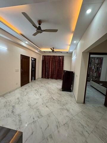 3 BHK Builder Floor For Rent in Malviya Nagar
