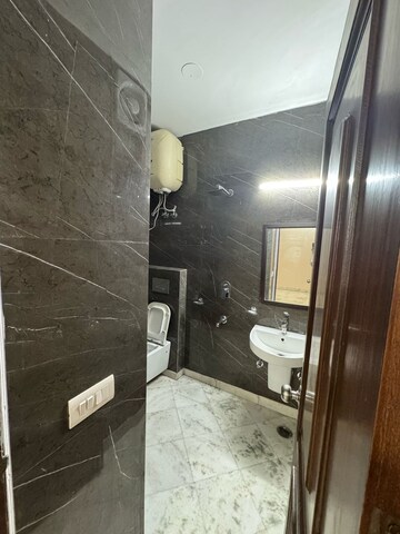 Bathroom in 3 BHK Builder Floor at Malviya Nagar – for Rent