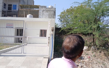 Plot For Sale in Sector 3