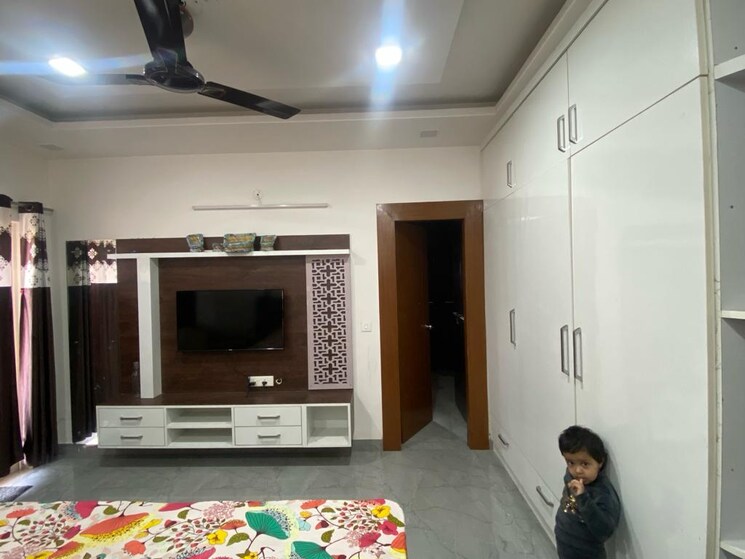 Room, spr-imperial-estate 4 Bedroom 2360 Sq.Ft. Apartment In Sector 82 Faridabad 8532863